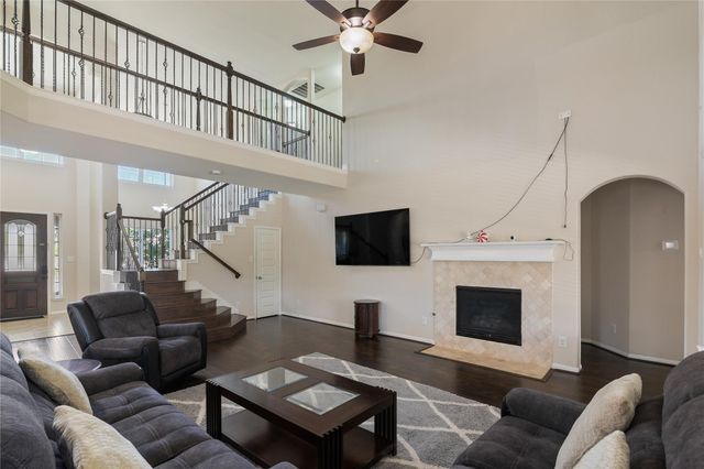 13315 Edison Trace Lane, Tomball, TX 77377