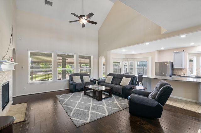 13315 Edison Trace Lane, Tomball, TX 77377