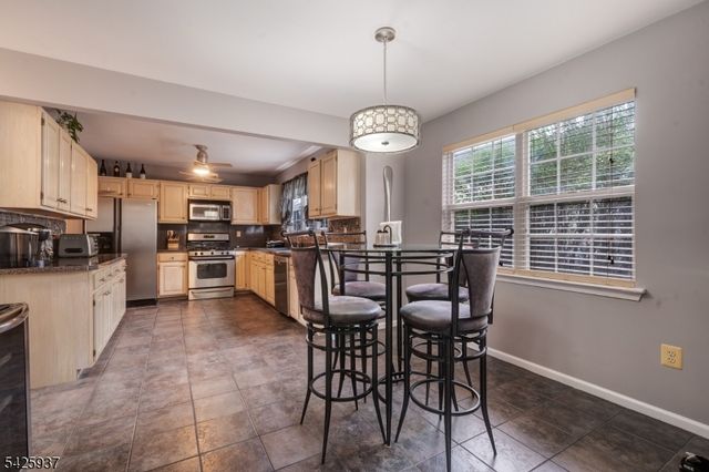 82 Nostrand Rd, Hillsborough Twp., NJ 08844