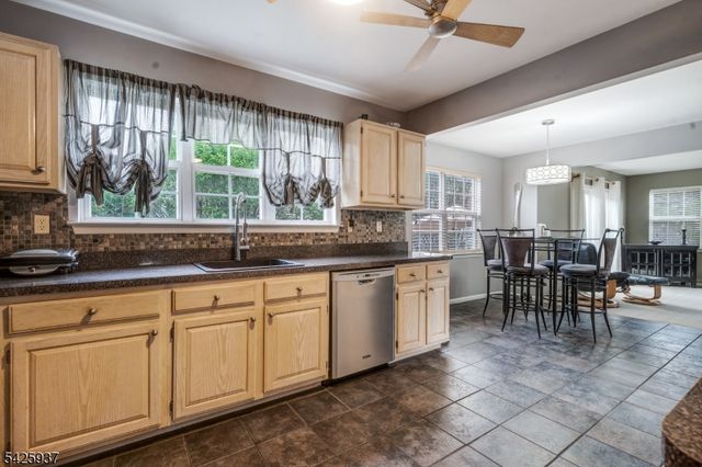 82 Nostrand Rd, Hillsborough Twp., NJ 08844