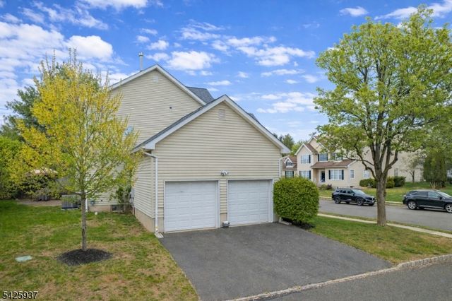 82 Nostrand Rd, Hillsborough Twp., NJ 08844