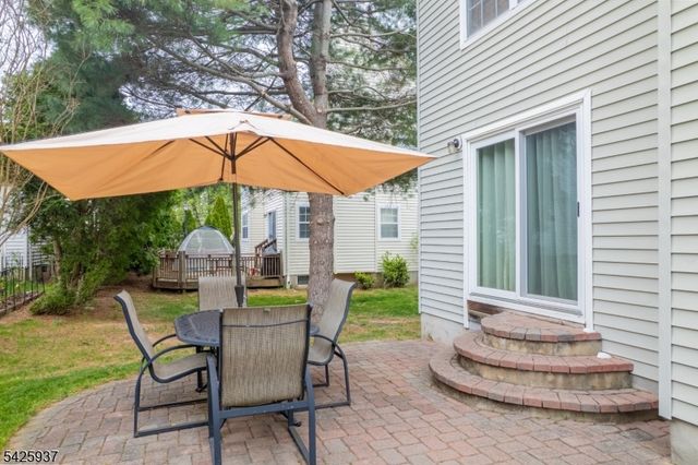 82 Nostrand Rd, Hillsborough Twp., NJ 08844