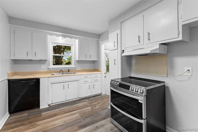 7608 Tulane Street, Taylor, MI 48180