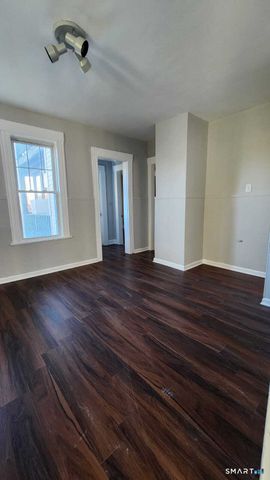 266 Brooks Street 2nd Fl., Bridgeport, CT 06608