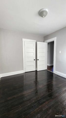 266 Brooks Street 2nd Fl., Bridgeport, CT 06608