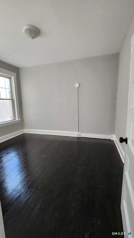 266 Brooks Street 2nd Fl., Bridgeport, CT 06608