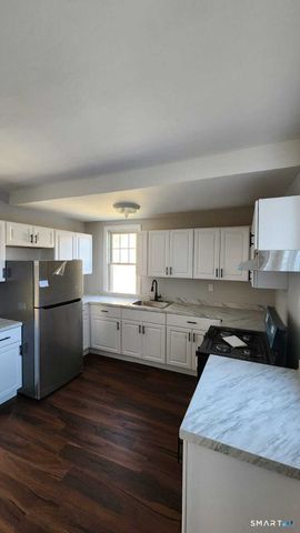 266 Brooks Street 2nd Fl., Bridgeport, CT 06608