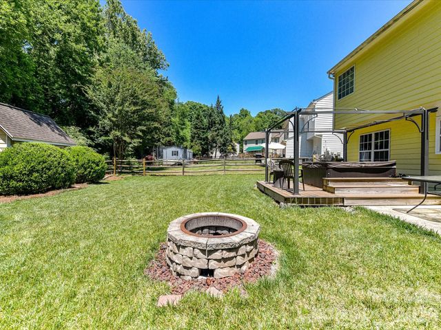 7512 Henderson Park Road, Huntersville, NC 28078