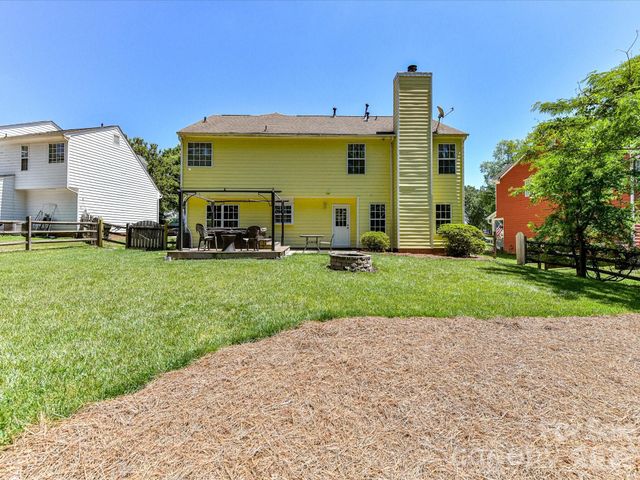7512 Henderson Park Road, Huntersville, NC 28078