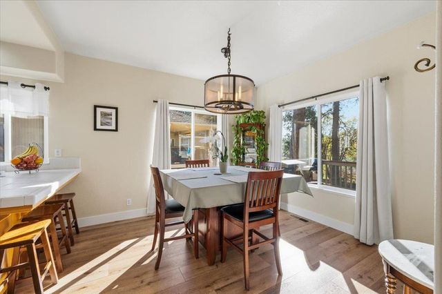 13580 Forest Park Ln, Grass Valley, CA 95945