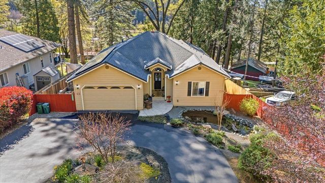13580 Forest Park Ln, Grass Valley, CA 95945