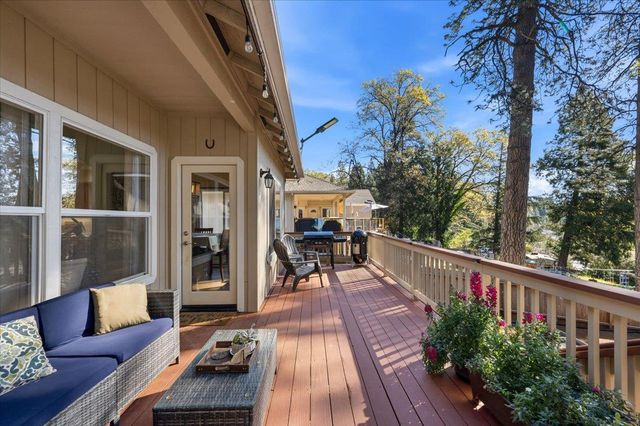 13580 Forest Park Ln, Grass Valley, CA 95945