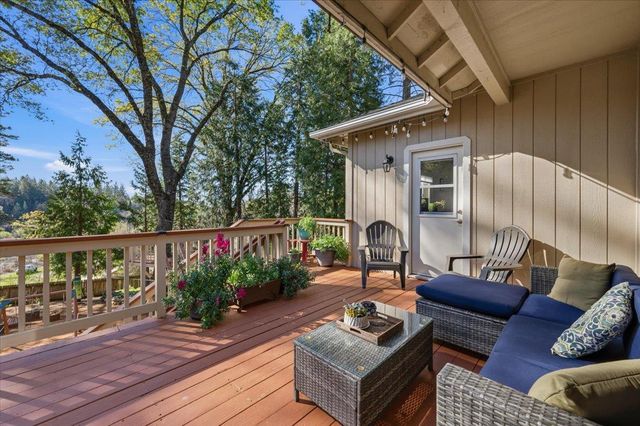 13580 Forest Park Ln, Grass Valley, CA 95945