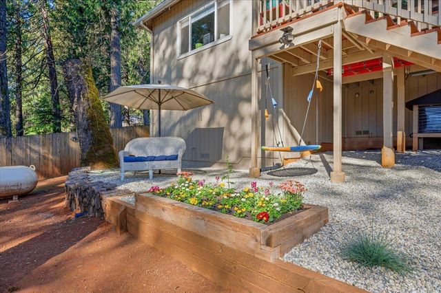 13580 Forest Park Ln, Grass Valley, CA 95945