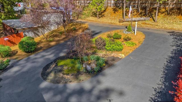 13580 Forest Park Ln, Grass Valley, CA 95945