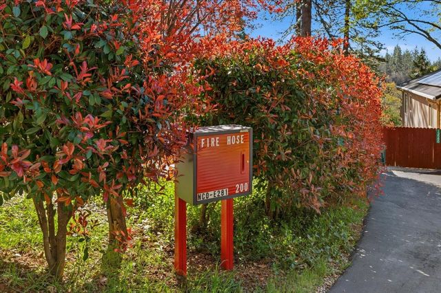 13580 Forest Park Ln, Grass Valley, CA 95945