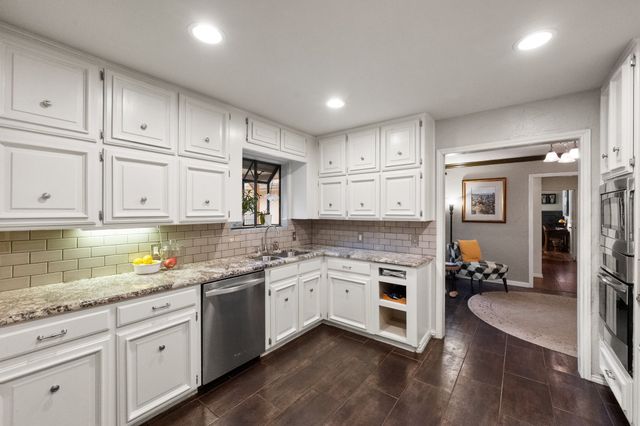 3504 Lake Champlain Drive, Arlington, TX 76016