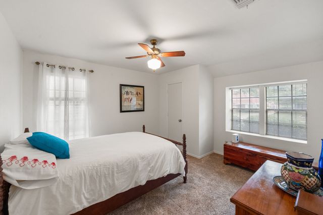 3504 Lake Champlain Drive, Arlington, TX 76016