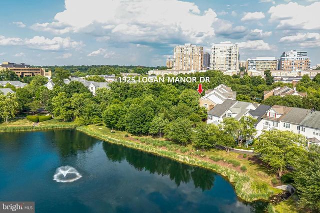 1925 LOGAN MANOR DR, Reston, VA 20190