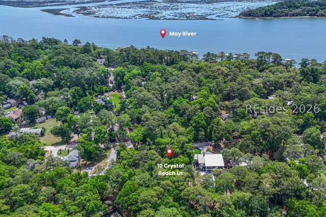 10 Crystal Beach Ln, Bluffton, SC 29910