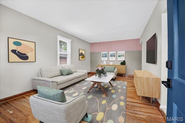 1361 Louisville Avenue, St Louis, MO 63139