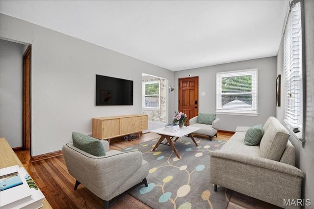 1361 Louisville Avenue, St Louis, MO 63139