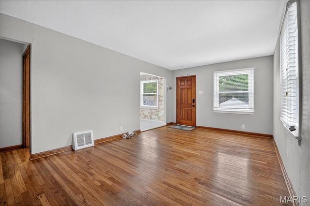 1361 Louisville Avenue, St Louis, MO 63139