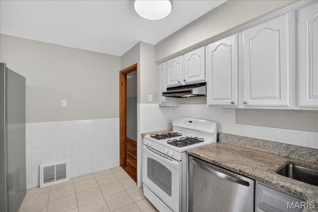 1361 Louisville Avenue, St Louis, MO 63139