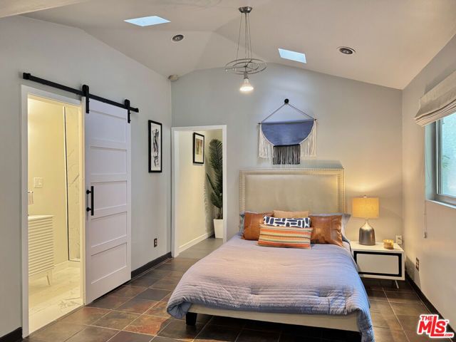 636 N Curson Avenue, Los Angeles, CA 90036