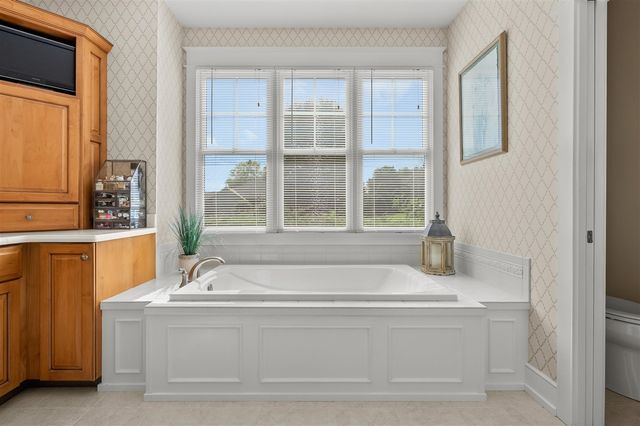 6368 Hollison Drive, Kalamazoo, MI 49009