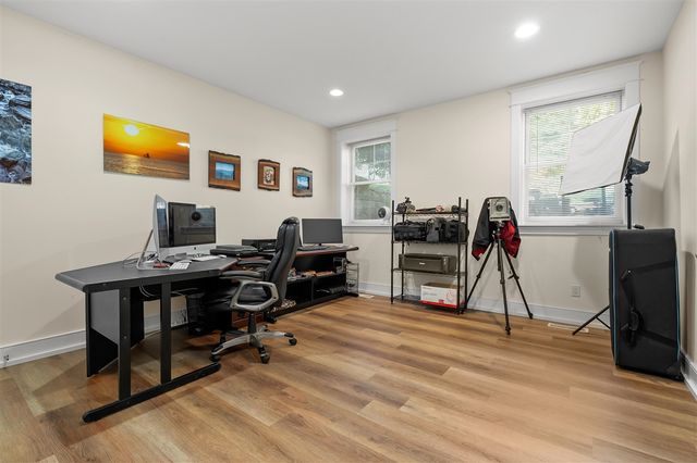 6368 Hollison Drive, Kalamazoo, MI 49009