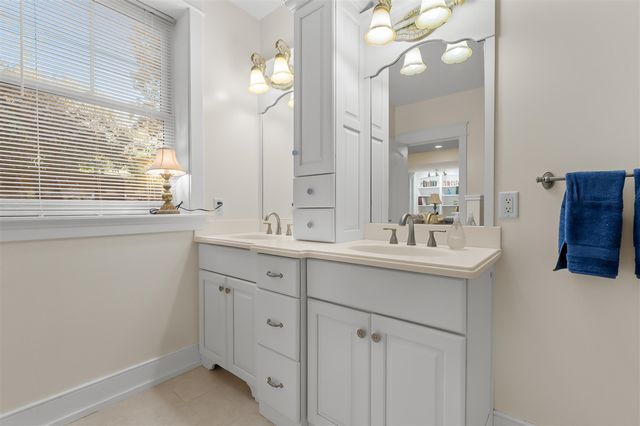 6368 Hollison Drive, Kalamazoo, MI 49009