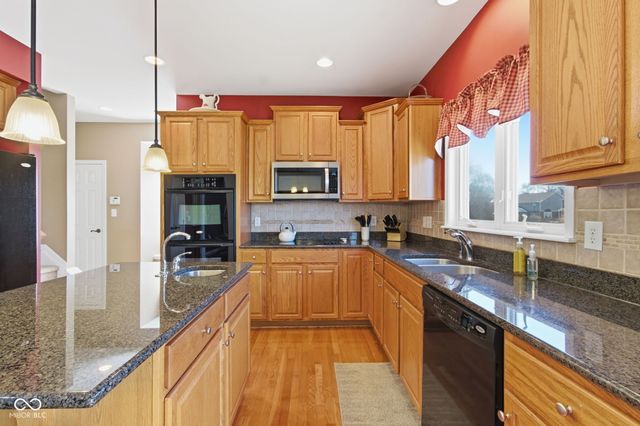 12354 Westmorland Drive, Fishers, IN 46037