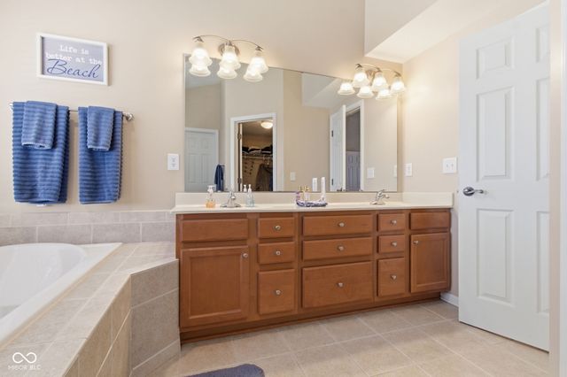 12354 Westmorland Drive, Fishers, IN 46037