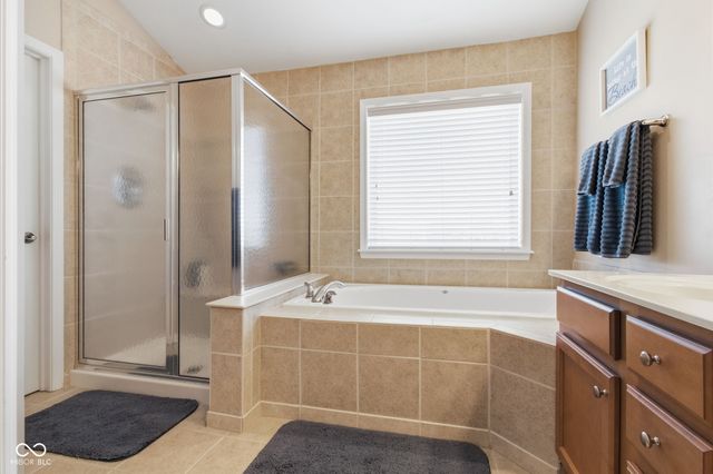 12354 Westmorland Drive, Fishers, IN 46037