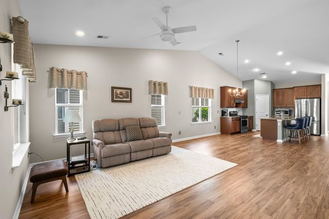 1193 Palm Crossing Dr., Little River, SC 29566