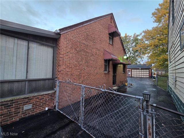 11101 Avon Avenue, Cleveland, OH 44105