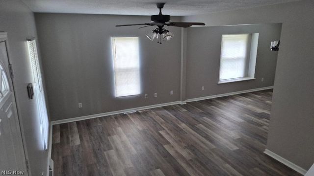 589 Highland Avenue, Barberton, OH 44203