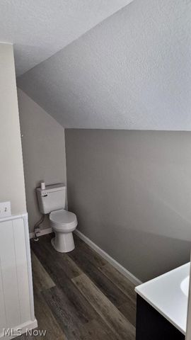 589 Highland Avenue, Barberton, OH 44203