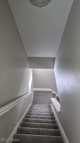 589 Highland Avenue, Barberton, OH 44203