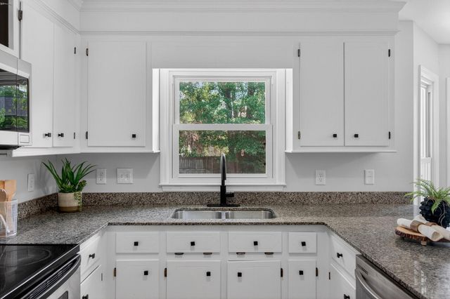 241 Dillard Drive, Goose Creek, SC 29445