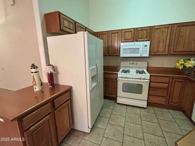 2279 THUNDER MEADOWS Drive, Sierra Vista, AZ 85635