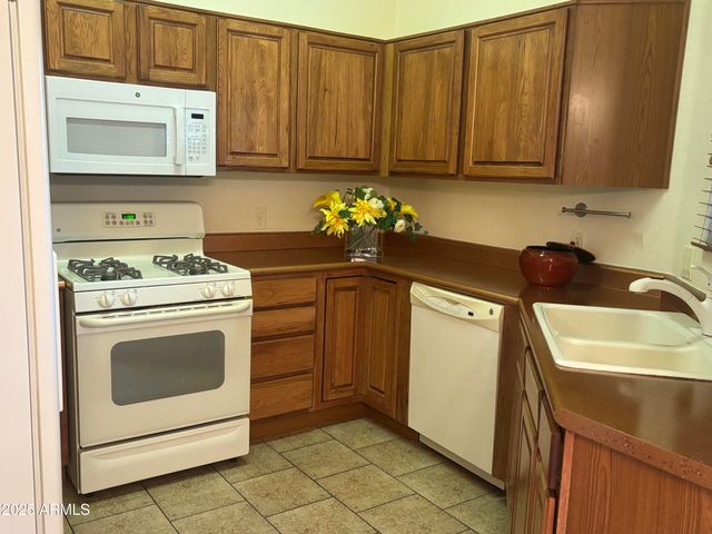 2279 THUNDER MEADOWS Drive, Sierra Vista, AZ 85635