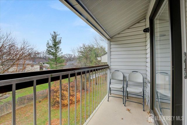 306 Bromley Place, East Brunswick, NJ 08816