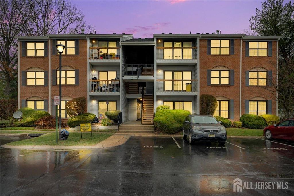 306 Bromley Place, East Brunswick, NJ 08816