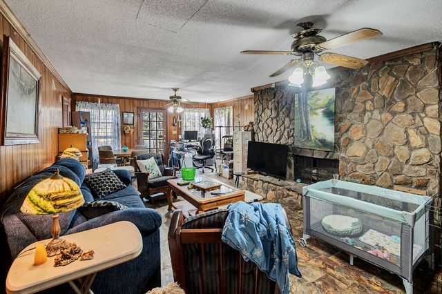 26454 Austin Whitt Rd, Ardmore, TN 38449