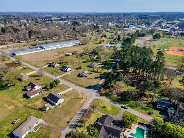 26454 Austin Whitt Rd, Ardmore, TN 38449