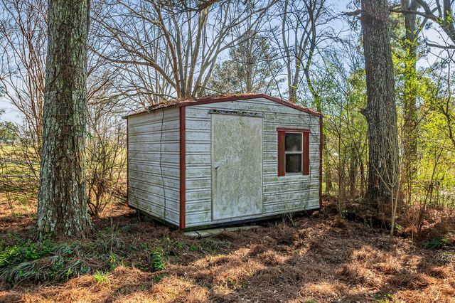 26454 Austin Whitt Rd, Ardmore, TN 38449