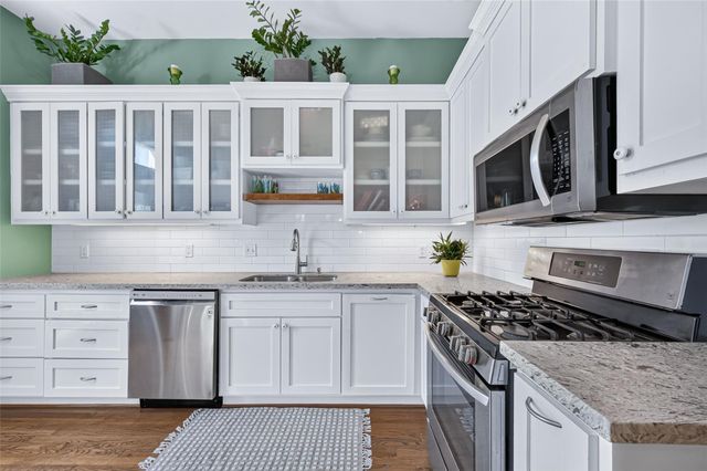2523 Avenue M, Galveston, TX 77550