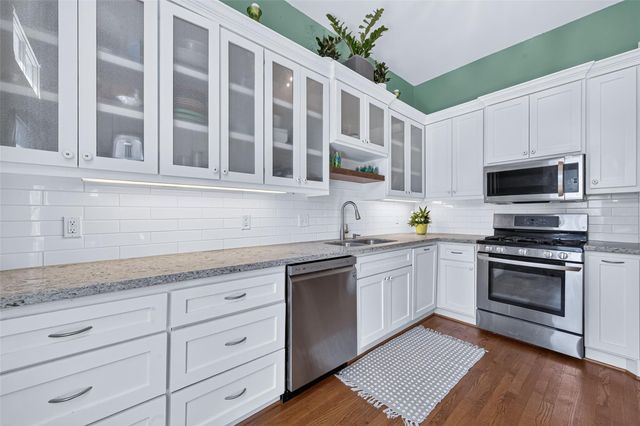 2523 Avenue M, Galveston, TX 77550